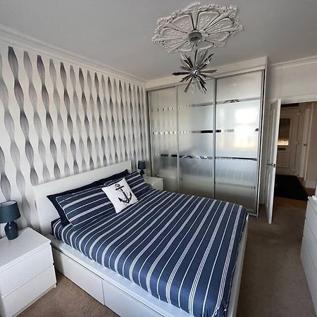 Fantastic 3 Bedroom Holiday Home Millport Buitenkant foto